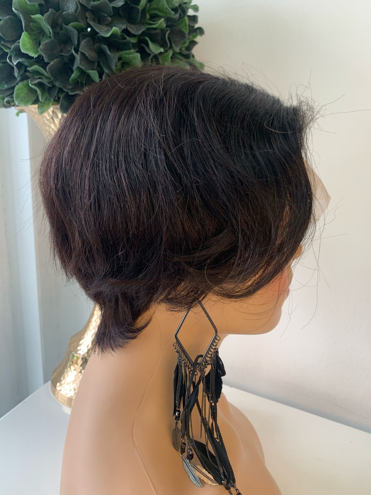 8 Inch Black Straight T-part Pixie