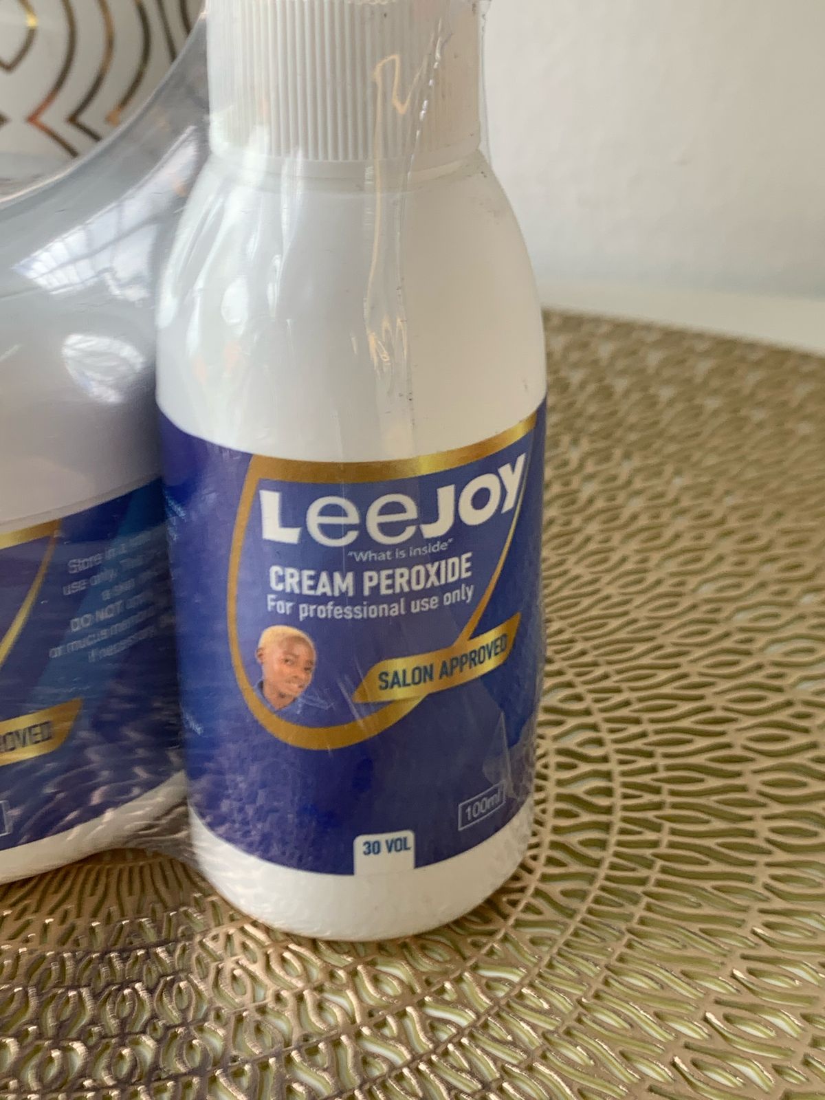 Lee Joy Blonde Bleach Powder