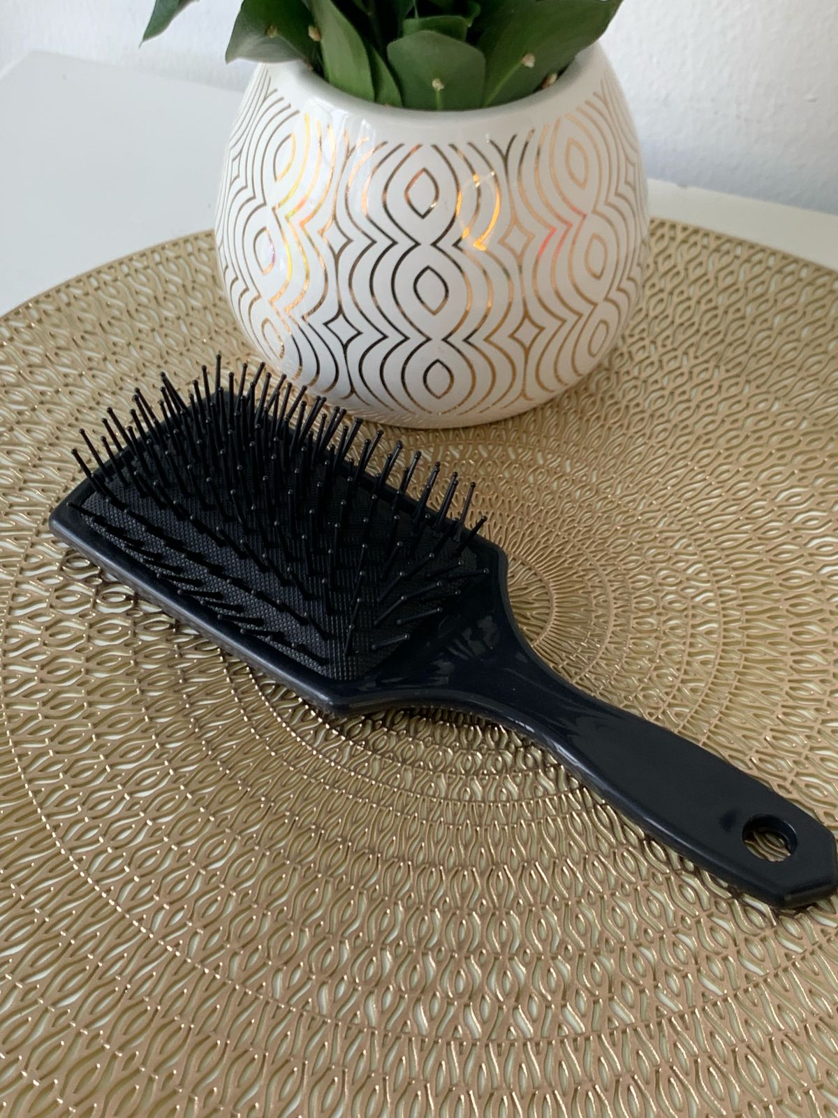 Hair brush