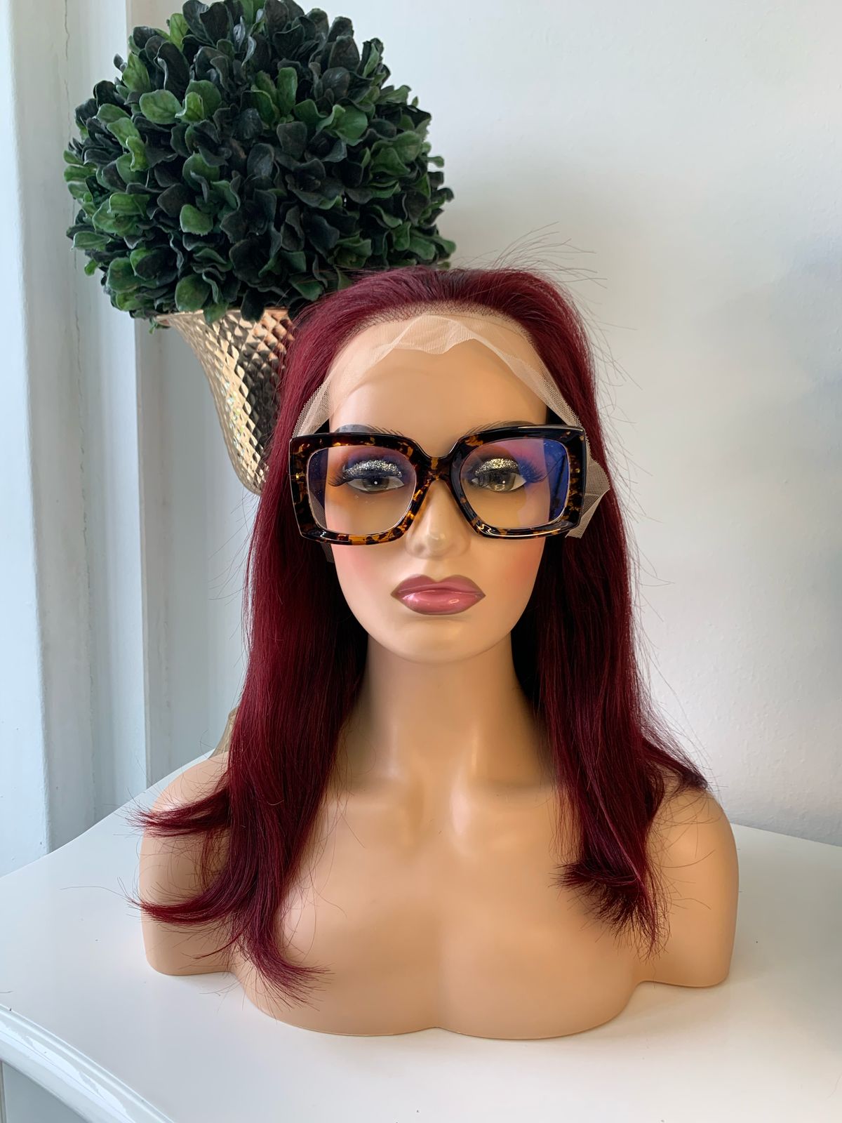 16" Red Straight Wig 99J